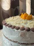 Birthday Cake con compota de chocolate y durazno
