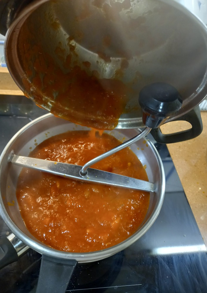 Una foto de Salsa de tomate casera para spaghetti