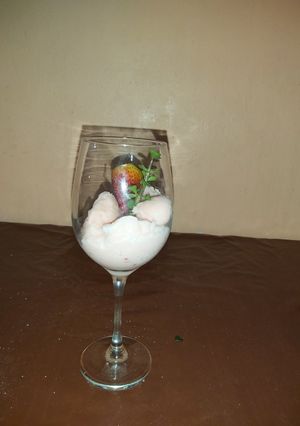 Una foto de Helado de fresa
