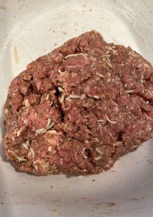 A picture of Momma’s Meatballs.