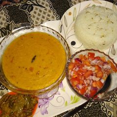 A picture of Daal Chawal platter.