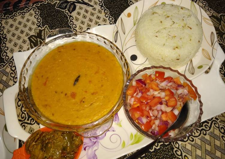 How to Cook Delicious Daal Chawal platter