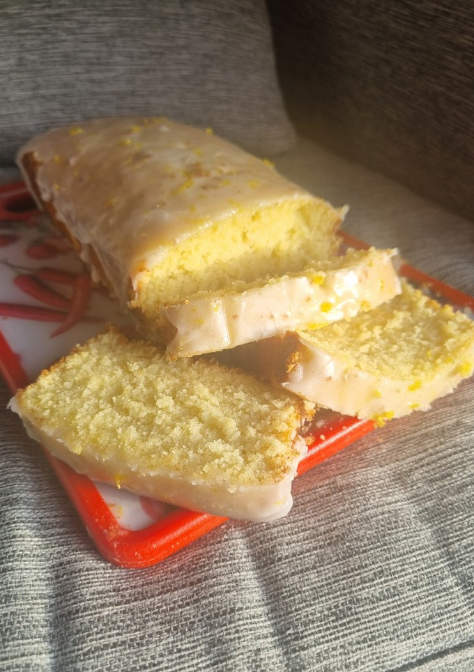 Una foto de Budín Extra Húmedo de Limón!