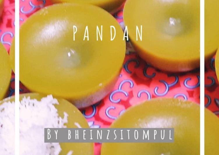 Langkah Mudah untuk Menyiapkan Kue Lumpang Pandan favorit Mertua, Enak Banget