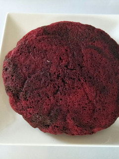 A picture of Red velvet cake.
