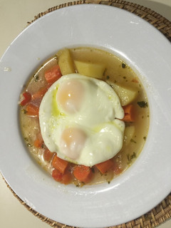 Una foto de Verduras con Huevos al estilo Campesino
