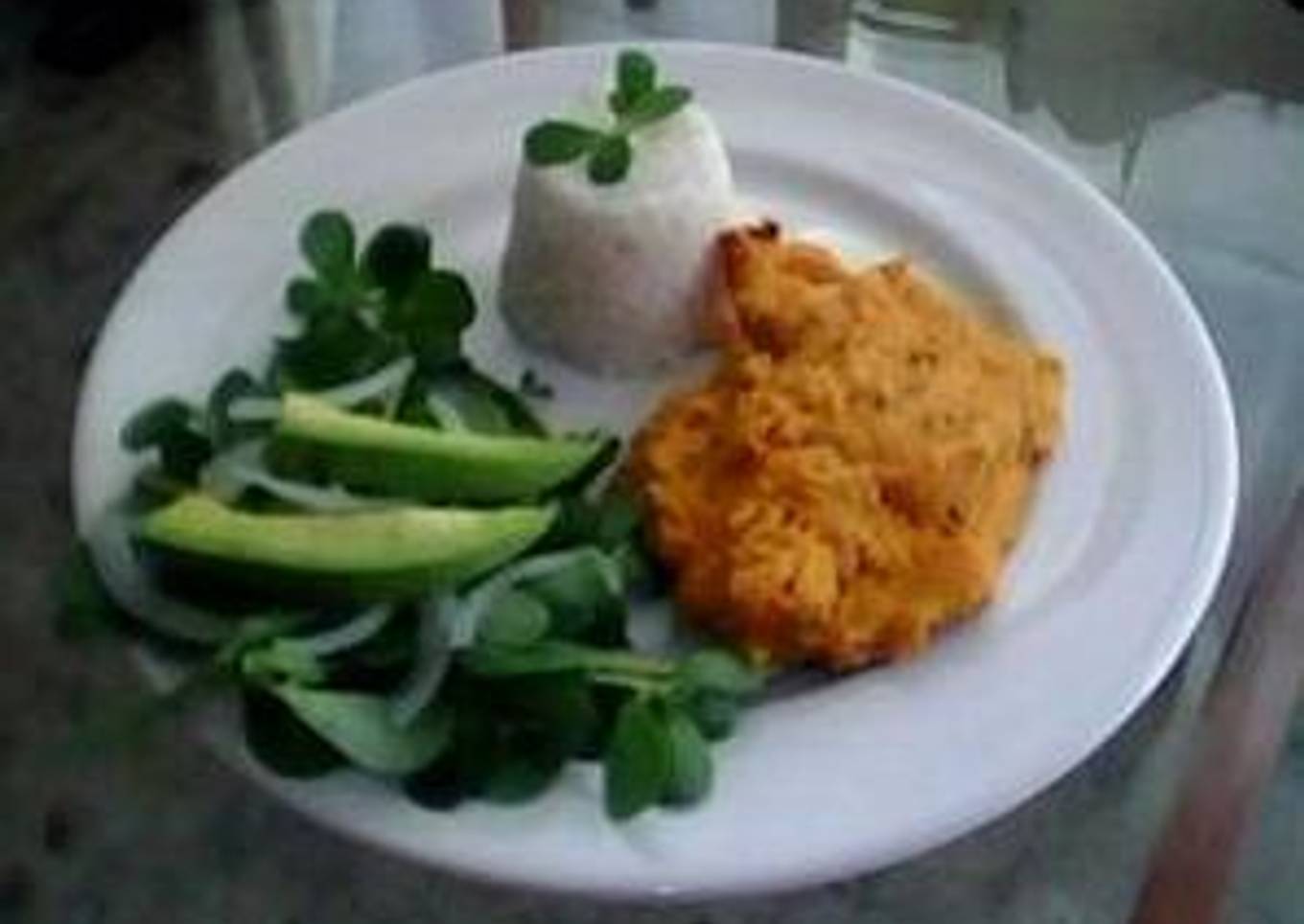 Bistec de cerdo en Dip de zanahoria con berros.