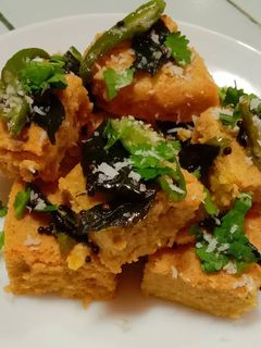 ধোকলা (Dhokla recipe in Bengali) রেসিপির প্রধান ছবি