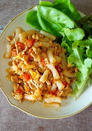 รูปของ มักกะโรนีเส้นบุกหมูสับ keto