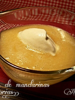 Una foto de Crema de mandarinas y zanahorias, con agua de rosas..