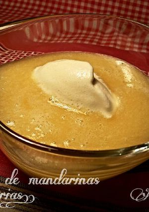 Foto principal de Crema de mandarinas y zanahorias, con agua de rosas..