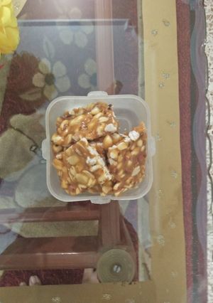 A picture of Chikki recipe.