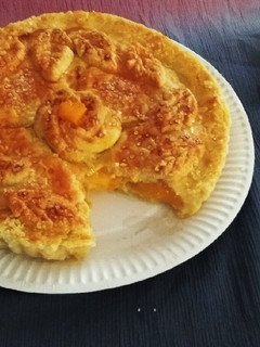 A picture of Baked Mango Pie.