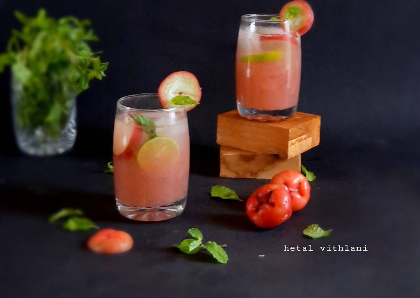 Rose apple juice