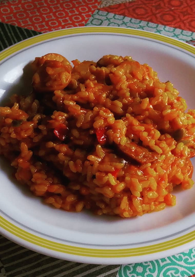 Una foto de 🥘 Arroz a las 3 carnes