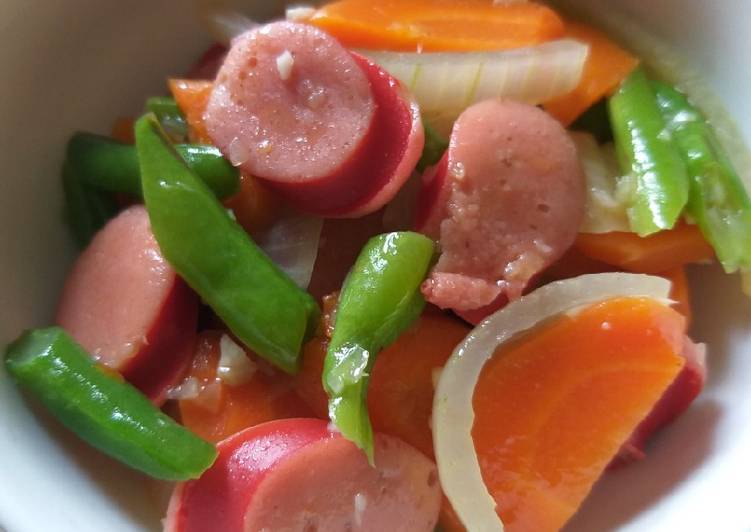 Tumis wortel buncis with sosis