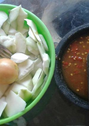 Foto resep Rujak Mangga & Tomat 😉