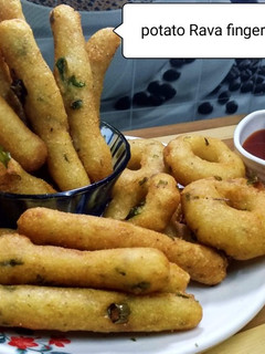 A picture of Potato Rava fingers.
