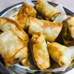 Una foto de Empanaditas chinas con toque occidental