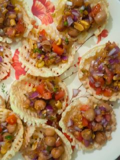 कटोरी चाट(katori chaat recipe in hindi) रेसिपी मुख्य फोटो