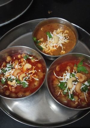 A picture of Shahi kaju Curry 😋😋😋😋.