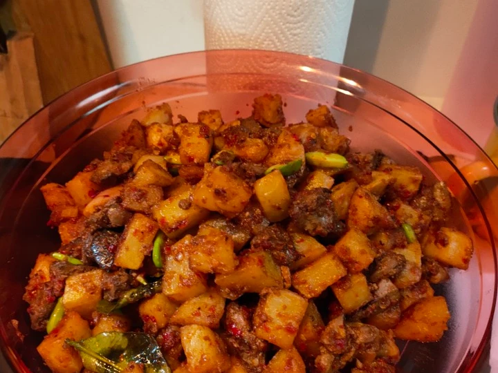 Cara Gampang Menyiapkan Resep Sambal goreng kentang ati ayam yang Lezat Anti Ribet, Lezat