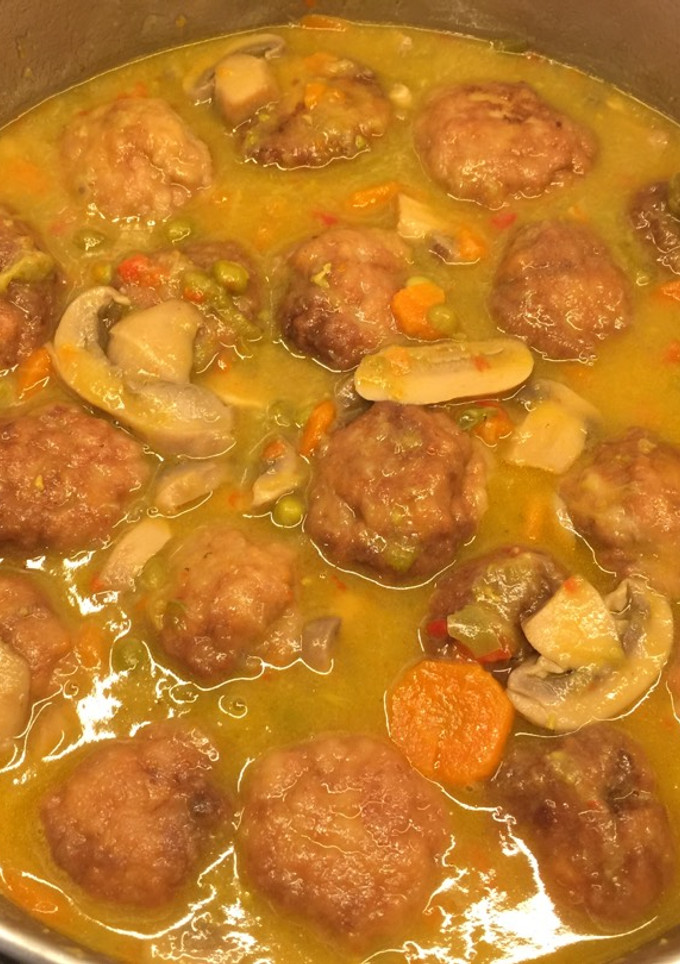 Una foto de Albóndigas a la jardinera