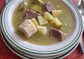 Mole de olla verde al estilo de la abuela