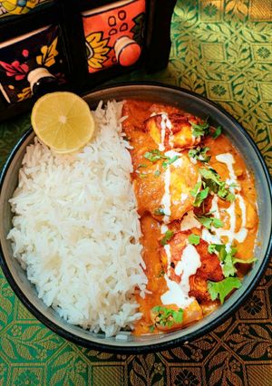 A picture of Paneer tikka Rice bowl.
