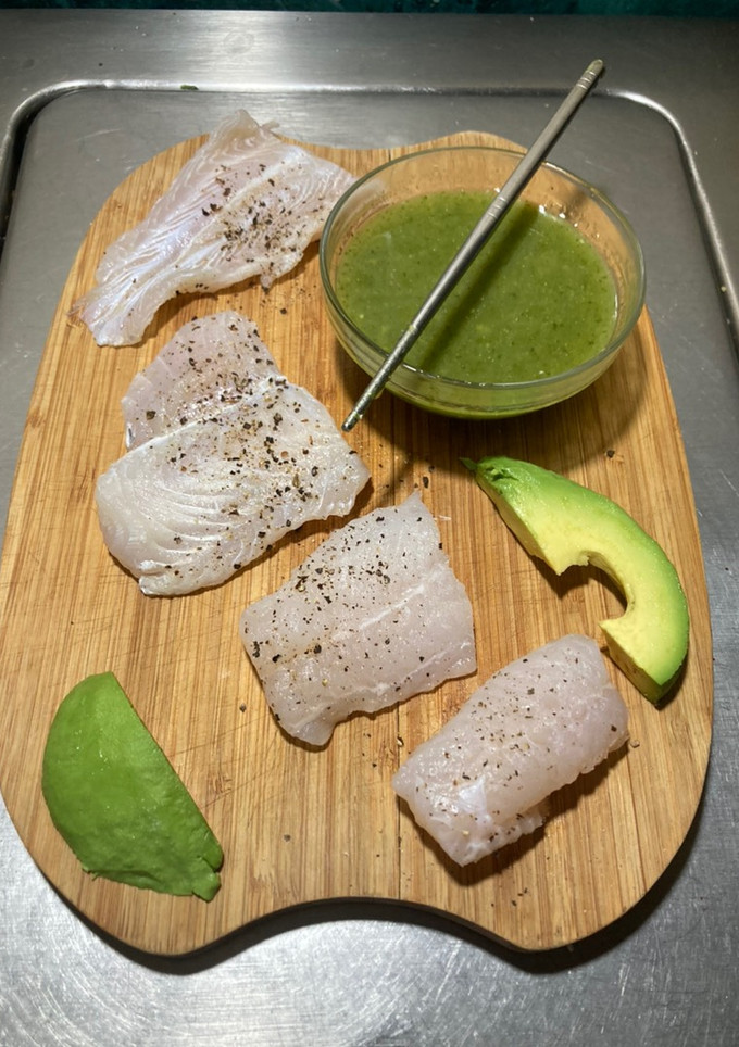 Una foto de Lenguado en salsa verde de Tomate