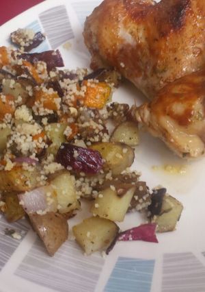 Una foto de Cous cous con verduras asadas