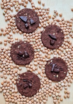 Una foto de Cookie-garbanzos veganas, proteicas y saludables, sin azúcar, sin edulcorante, sin harina 🍪