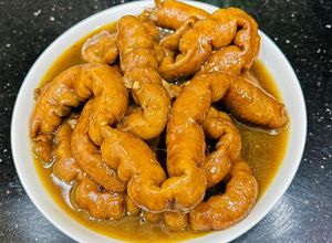 Hình của món Ruột Heo Khìa Nước Dừa.