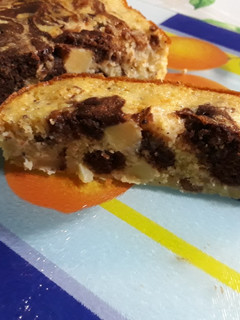 Una foto de Budín de manzana marmolado