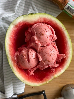 Una foto de Helado de sandía sin azúcar