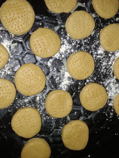 A picture of Butter cookies.