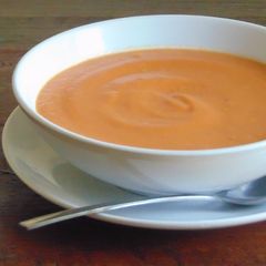 A picture of Slow Roasted Tomato and Garlic Soup.
