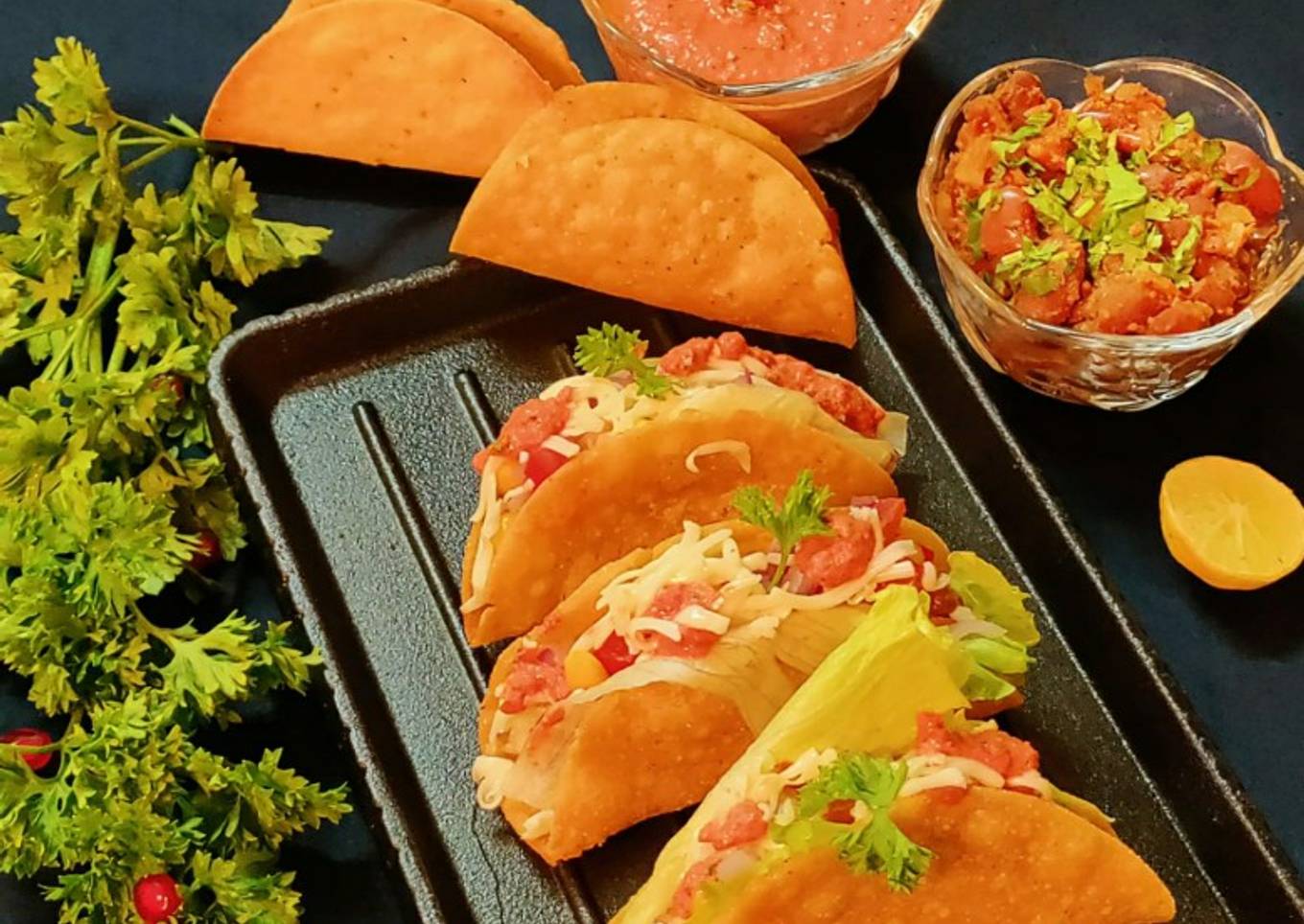 Red kidney bean tacos with walnut dip