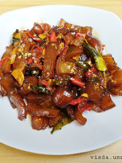 Foto resep Oseng Kikil Sapi Pedas-Manis Khas Jogja 🥰