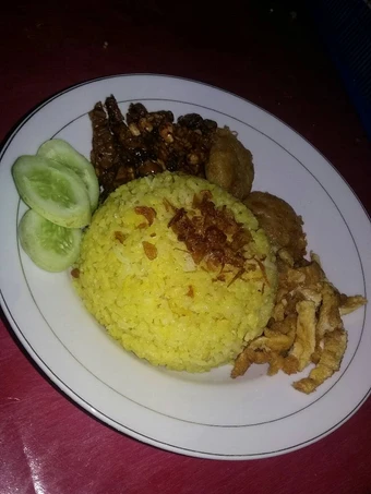Cara Simple Membuat Resep  Nasi Kuning simple, enak dan praktis yang Lezat Sekali, Enak Banget