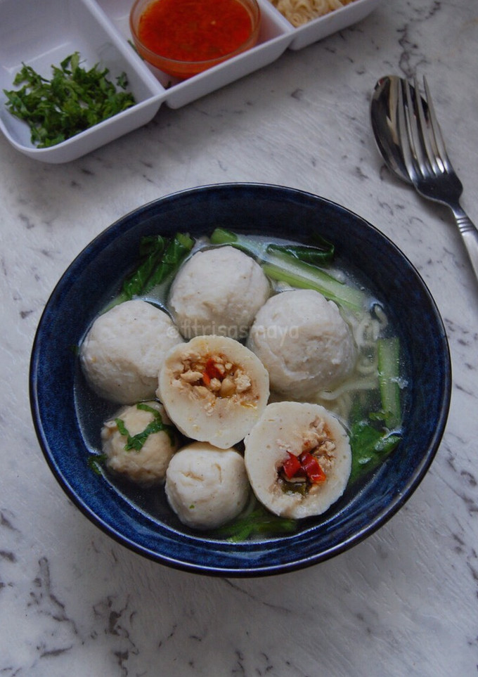Foto resep Bakso Isi Ayam Cincang Pedas