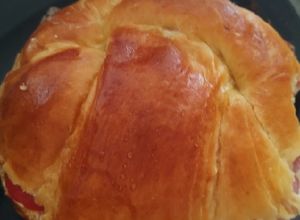 Una foto de Croissant 🥐 o cuernito tipo sándwich de jamón