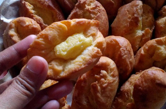 Bagaimana Membuat Roti isi Vla Banana Simpel