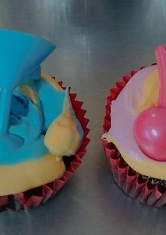 Una foto de Cupcakes arcoíris