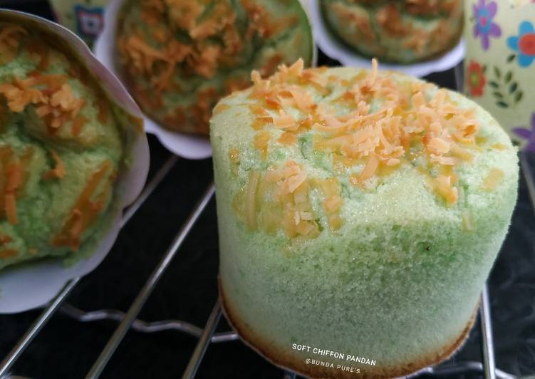 Soft Chiffon Pandan Putih Telur