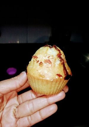 A picture of Muffins.