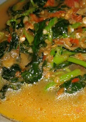 Foto resep Bayam Kuah Merah 🔥