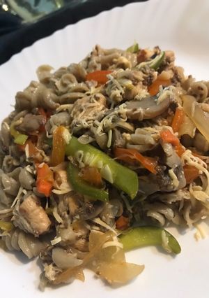 Una foto de Wok (de 🍗 y fideos) sin tacc