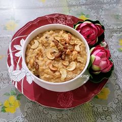 A picture of Sweet Pongal.