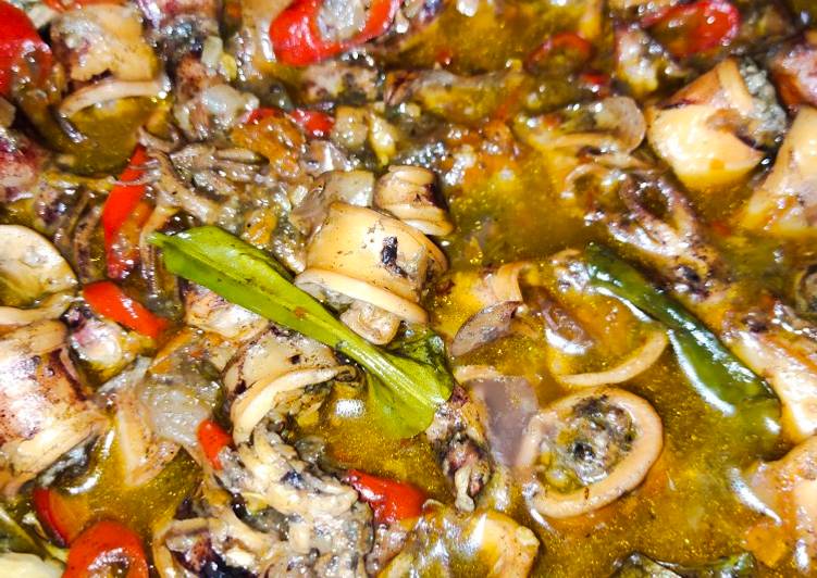 makanan Cumi hitam pedas Anti Gagal